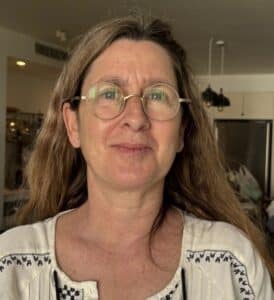 Read more about the article קארין אביעז טפר